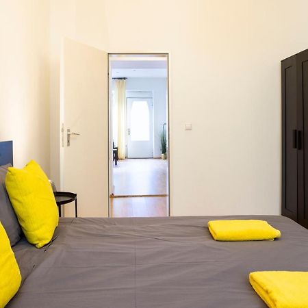 Cosy 2 Bedroom Apartment For 8 In Berlin Neukoelln Exterior photo